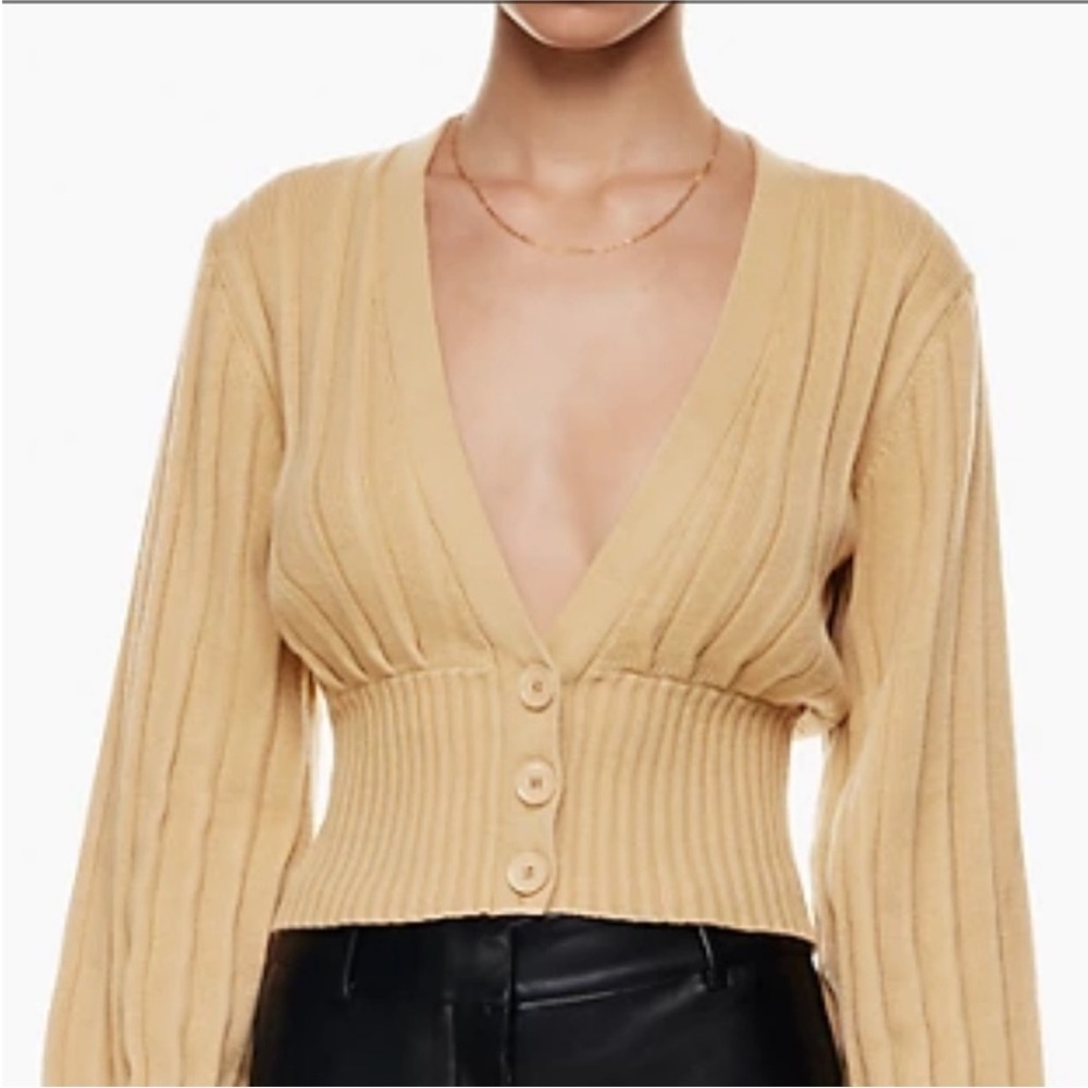 Aritzia Wilfred Plunge Cardigan Tan Sz Medium